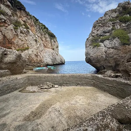 Pensión Cliff 3*