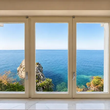 Cliff 3* Aspra