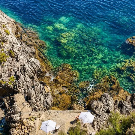 Cliff 3* Aspra
