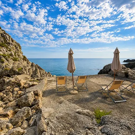 Penzion Cliff Aspra