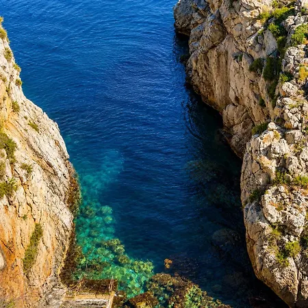 Cliff Penzion Aspra