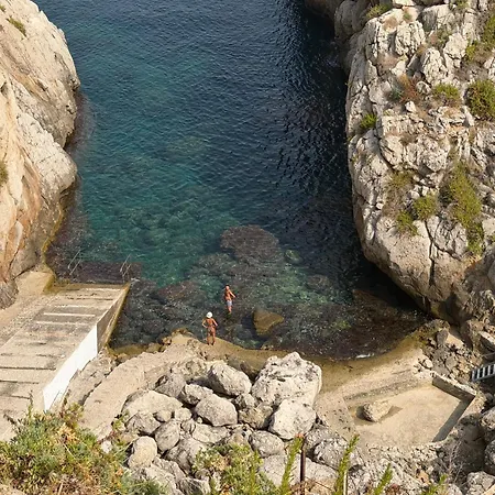Cliff Penzion Aspra